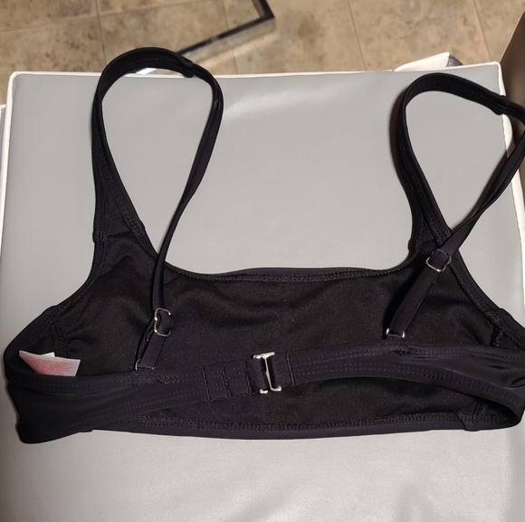 Sols - Picture 4 of 4